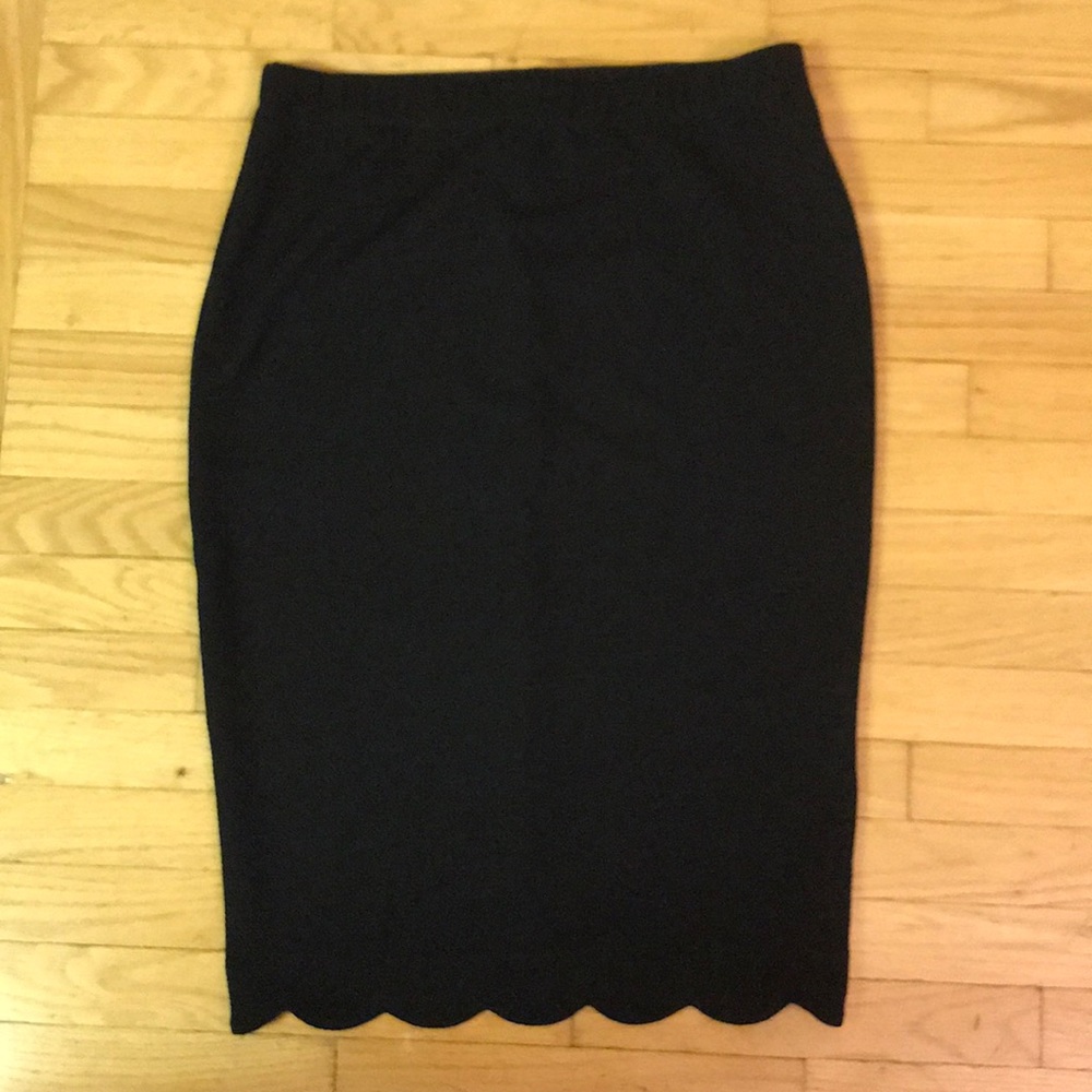 Black pencil skirt